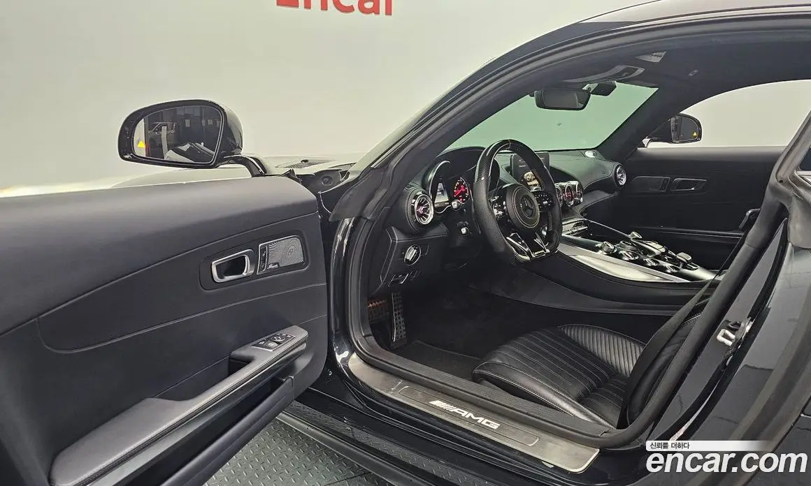 Mercedes-Benz AMG GT 2016 4.0 автомат (гидро), фото 10 Mercedes-Benz AMG GT 2016 4.0 автомат (гидро), фото 10