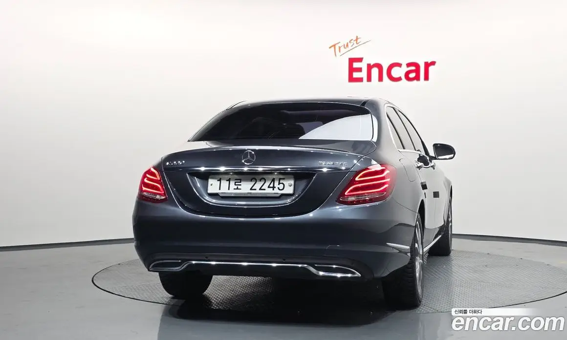 Mercedes-Benz C-Class 2015 2.1 автомат (гидро), фото 4 Mercedes-Benz C-Class 2015 2.1 автомат (гидро), фото 4
