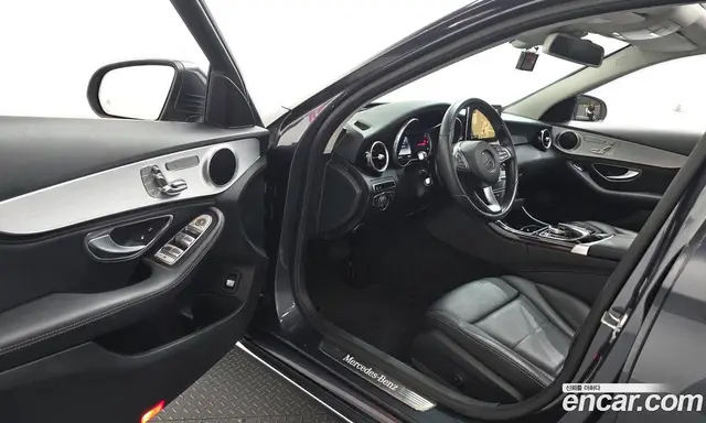Mercedes-Benz C-Class 2015 2.1 автомат (гидро), миниатюра 10 Mercedes-Benz C-Class 2015 2.1 автомат (гидро), миниатюра 10