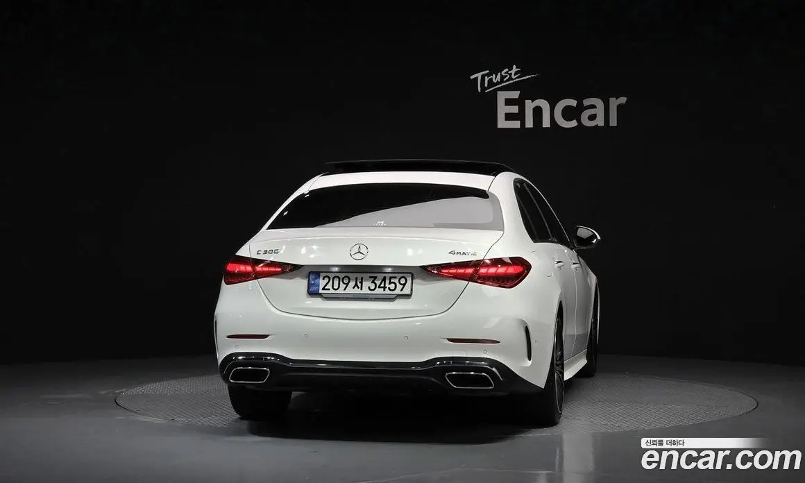 Mercedes-Benz C-Class 2023 2.0 автомат (гидро), фото 4