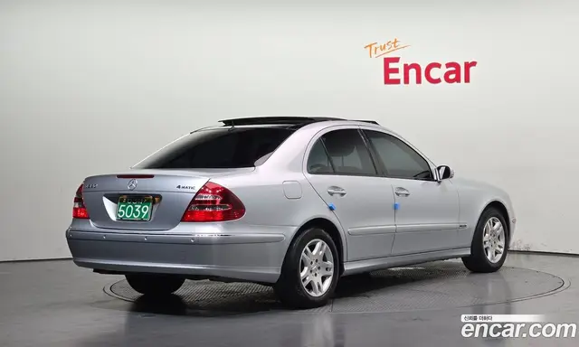 Mercedes-Benz E-Class 2005 3.5 автомат (гидро), миниатюра 2