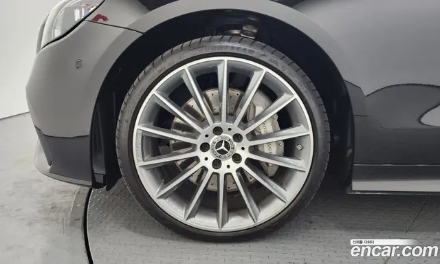 Mercedes-Benz E-Class 2023 3.0 автомат (гидро), миниатюра 5 Mercedes-Benz E-Class 2023 3.0 автомат (гидро), миниатюра 5