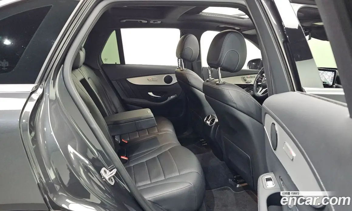 Mercedes-Benz GLC-Class 2022 2.0 автомат (гидро), фото 11
