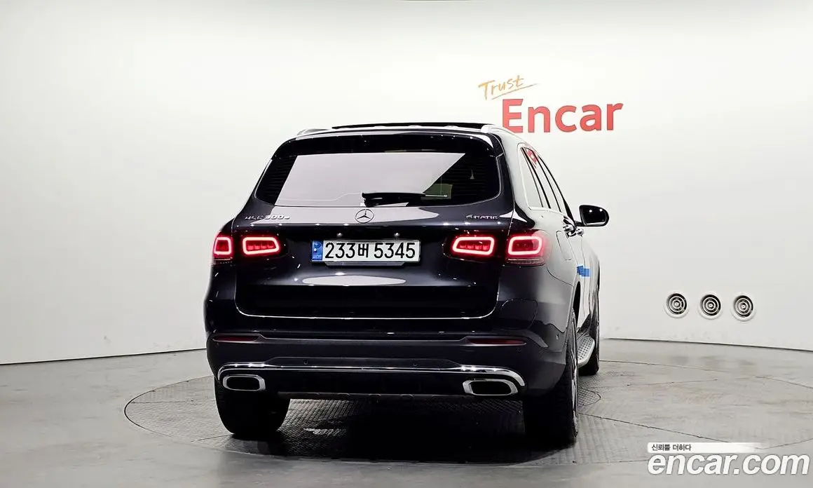 Mercedes-Benz GLC-Class 2022 2.0 автомат (гидро), фото 4
