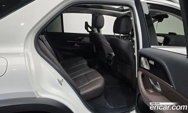 Mercedes-Benz GLE-Class 2022 2.0 автомат (гидро), миниатюра 12