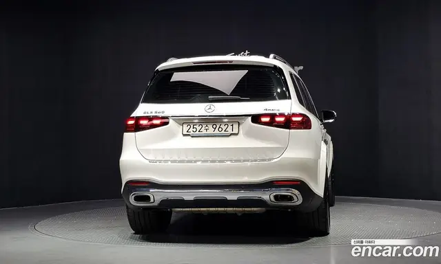 Mercedes-Benz GLS-Class 2024 4.0 автомат (гидро), миниатюра 4