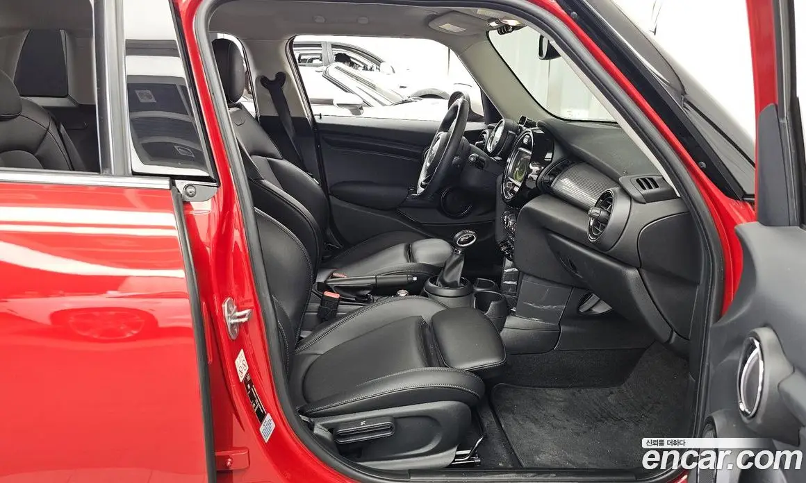 Mini Cooper 2018 1.5 автомат (гидро), фото 11 Mini Cooper 2018 1.5 автомат (гидро), фото 11
