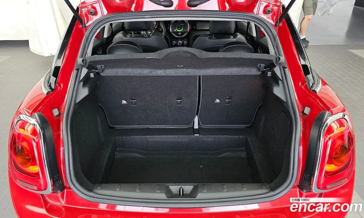 Mini Cooper 2018 1.5 автомат (гидро), фото 20 Mini Cooper 2018 1.5 автомат (гидро), фото 20