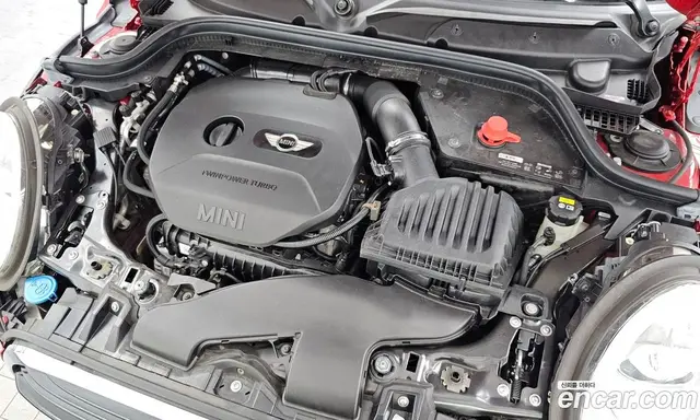 Mini Cooper 2018 1.5 автомат (гидро), миниатюра 6 Mini Cooper 2018 1.5 автомат (гидро), миниатюра 6