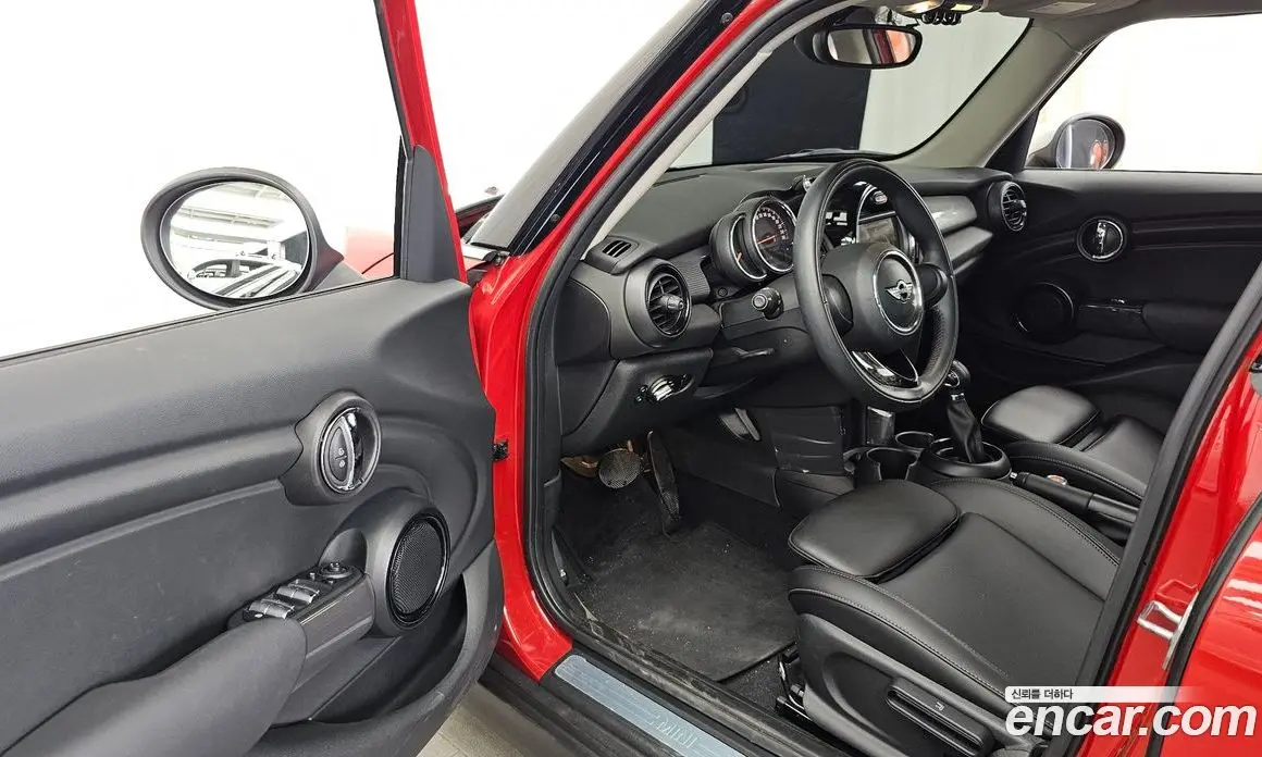 Mini Cooper 2018 1.5 автомат (гидро), фото 10 Mini Cooper 2018 1.5 автомат (гидро), фото 10