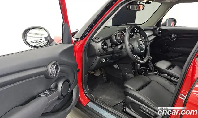 Mini Cooper 2018 1.5 автомат (гидро), миниатюра 10 Mini Cooper 2018 1.5 автомат (гидро), миниатюра 10