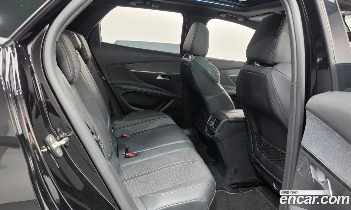 Peugeot 3008 2019 1.5 автомат (гидро), фото 12 Peugeot 3008 2019 1.5 автомат (гидро), фото 12