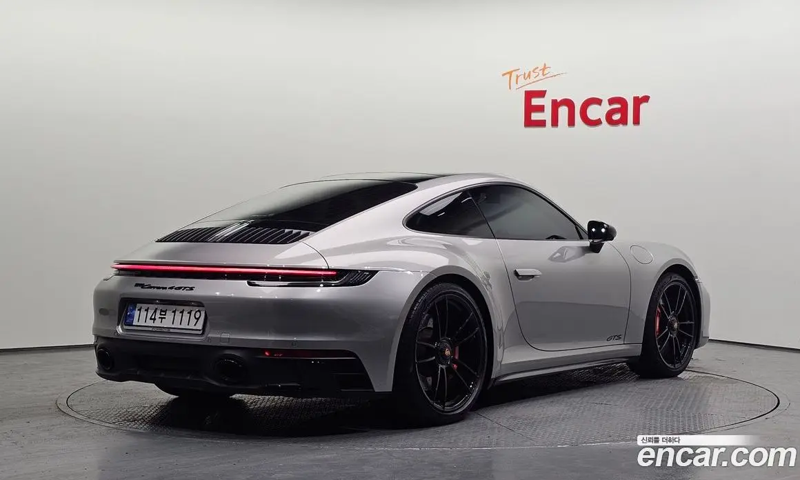 Porsche 911 2022 3.0 автомат (гидро), фото 2 Porsche 911 2022 3.0 автомат (гидро), фото 2