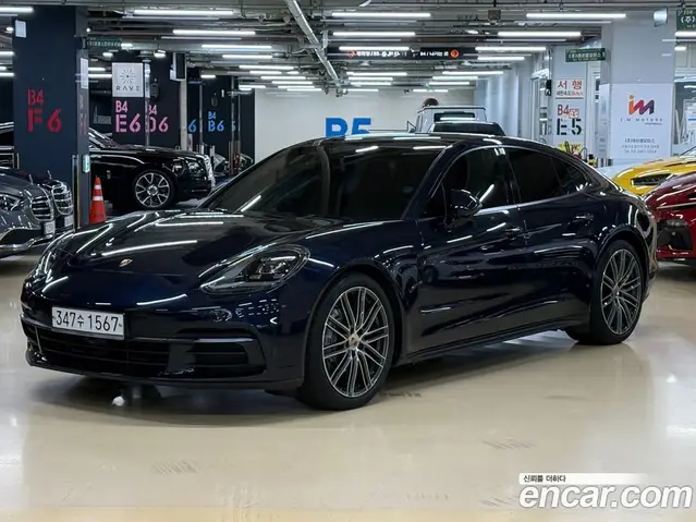 Porsche Panamera, 2018, 61 926 км