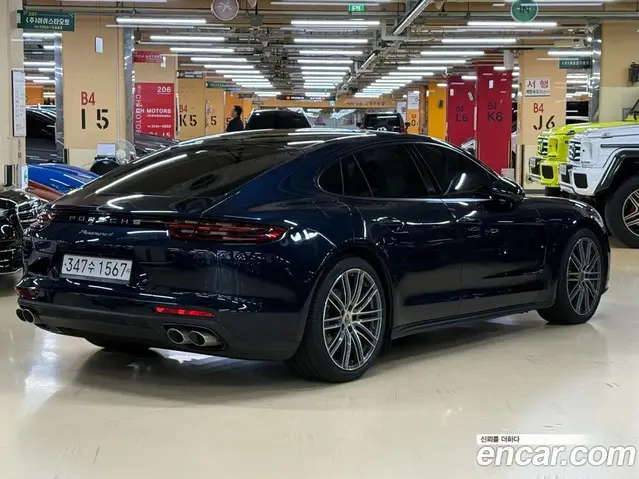 Porsche Panamera 2018 3.0 автомат (гидро), миниатюра 2 Porsche Panamera 2018 3.0 автомат (гидро), миниатюра 2