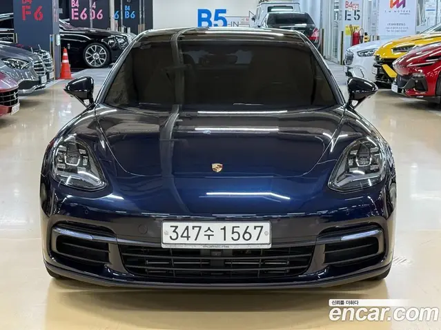 Porsche Panamera 2018 3.0 автомат (гидро), миниатюра 3 Porsche Panamera 2018 3.0 автомат (гидро), миниатюра 3
