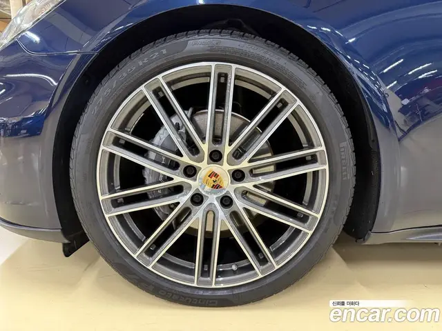 Porsche Panamera 2018 3.0 автомат (гидро), миниатюра 5 Porsche Panamera 2018 3.0 автомат (гидро), миниатюра 5
