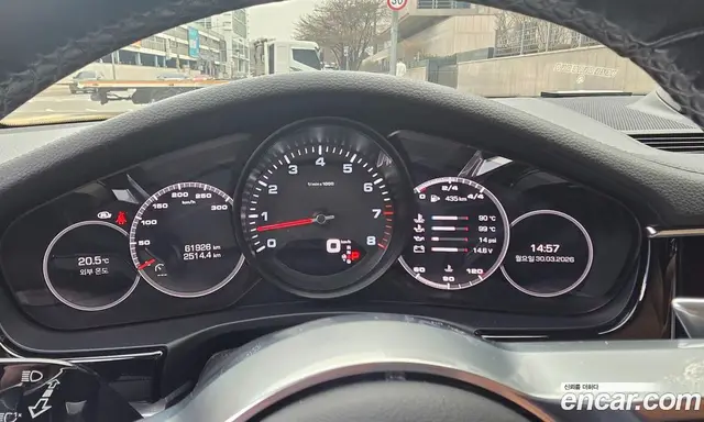 Porsche Panamera 2018 3.0 автомат (гидро), миниатюра 7 Porsche Panamera 2018 3.0 автомат (гидро), миниатюра 7