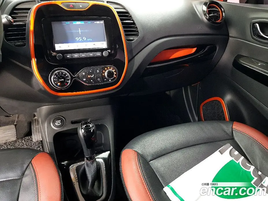 Renault (Samsung) QM3 2015 1.5 автомат (гидро), фото 10 Renault (Samsung) QM3 2015 1.5 автомат (гидро), фото 10