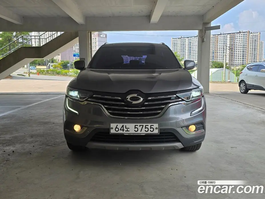 Renault (Samsung) QM6 2017 2.0 автомат (гидро), фото 1 Renault (Samsung) QM6 2017 2.0 автомат (гидро), фото 1