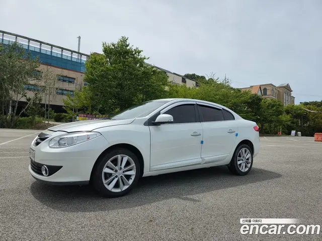 Renault (Samsung) SM3 2010 2.0 автомат (гидро), миниатюра 2