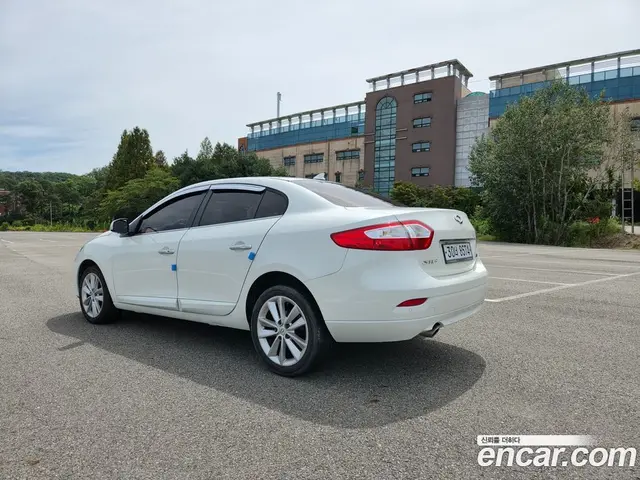 Renault (Samsung) SM3 2010 2.0 автомат (гидро), миниатюра 3