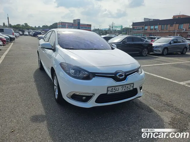 Renault (Samsung) SM3 2017 1.6 автомат (гидро), миниатюра 2 Renault (Samsung) SM3 2017 1.6 автомат (гидро), миниатюра 2