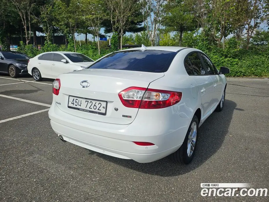 Renault (Samsung) SM3 2017 1.6 автомат (гидро), фото 3 Renault (Samsung) SM3 2017 1.6 автомат (гидро), фото 3