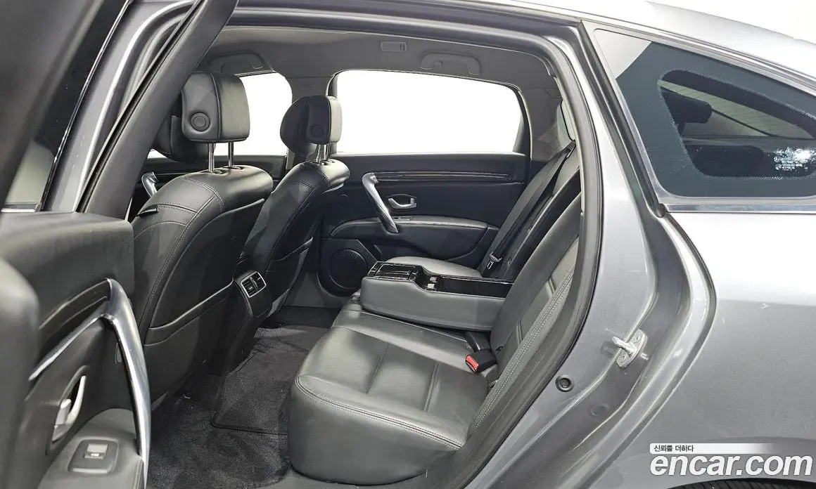 Renault (Samsung) SM7 2016 2.5 автомат (гидро), фото 11 Renault (Samsung) SM7 2016 2.5 автомат (гидро), фото 11
