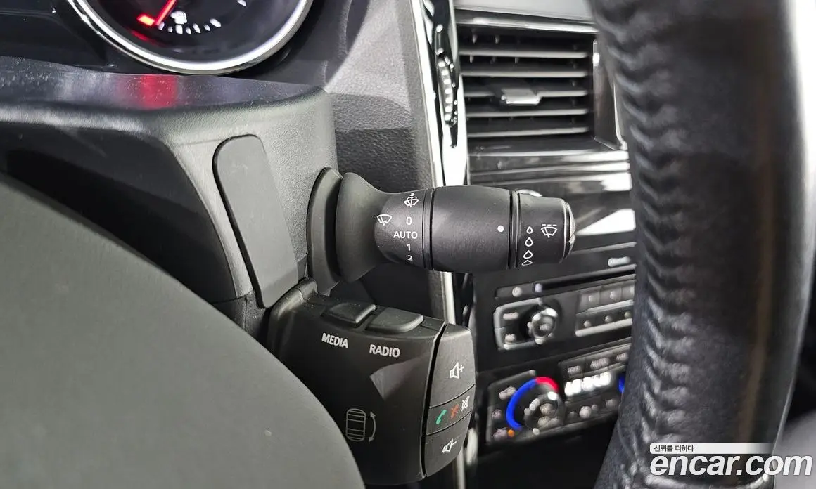Renault (Samsung) SM7 2016 2.5 автомат (гидро), фото 14 Renault (Samsung) SM7 2016 2.5 автомат (гидро), фото 14