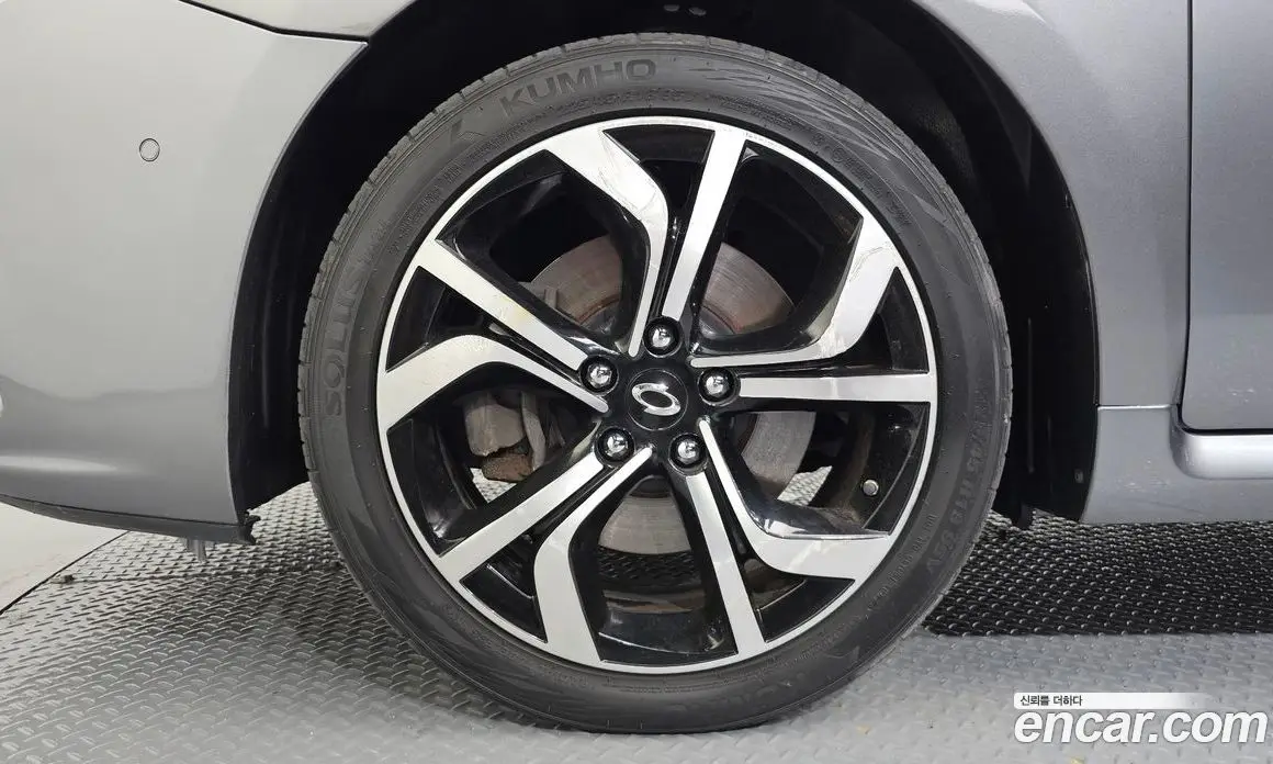 Renault (Samsung) SM7 2016 2.5 автомат (гидро), фото 5 Renault (Samsung) SM7 2016 2.5 автомат (гидро), фото 5
