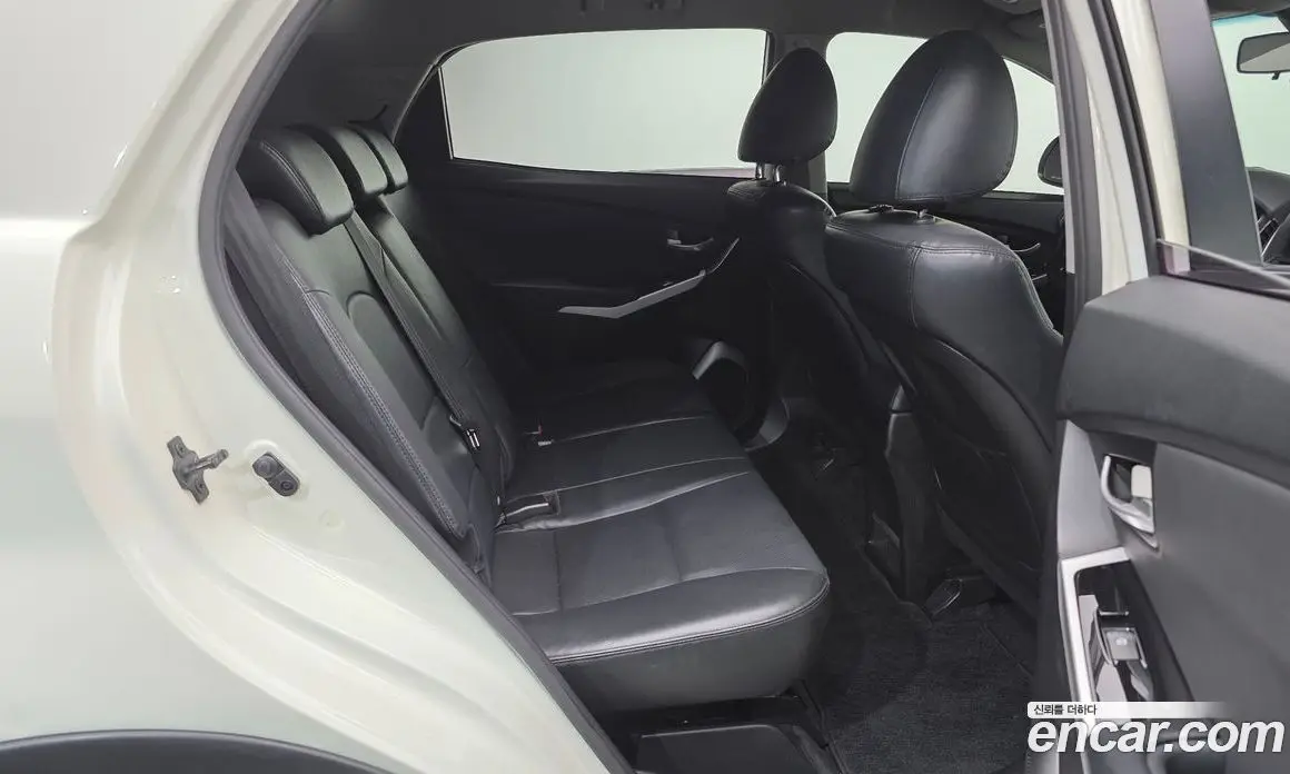 SsangYong Korando 2014 2.0 автомат (гидро), фото 12