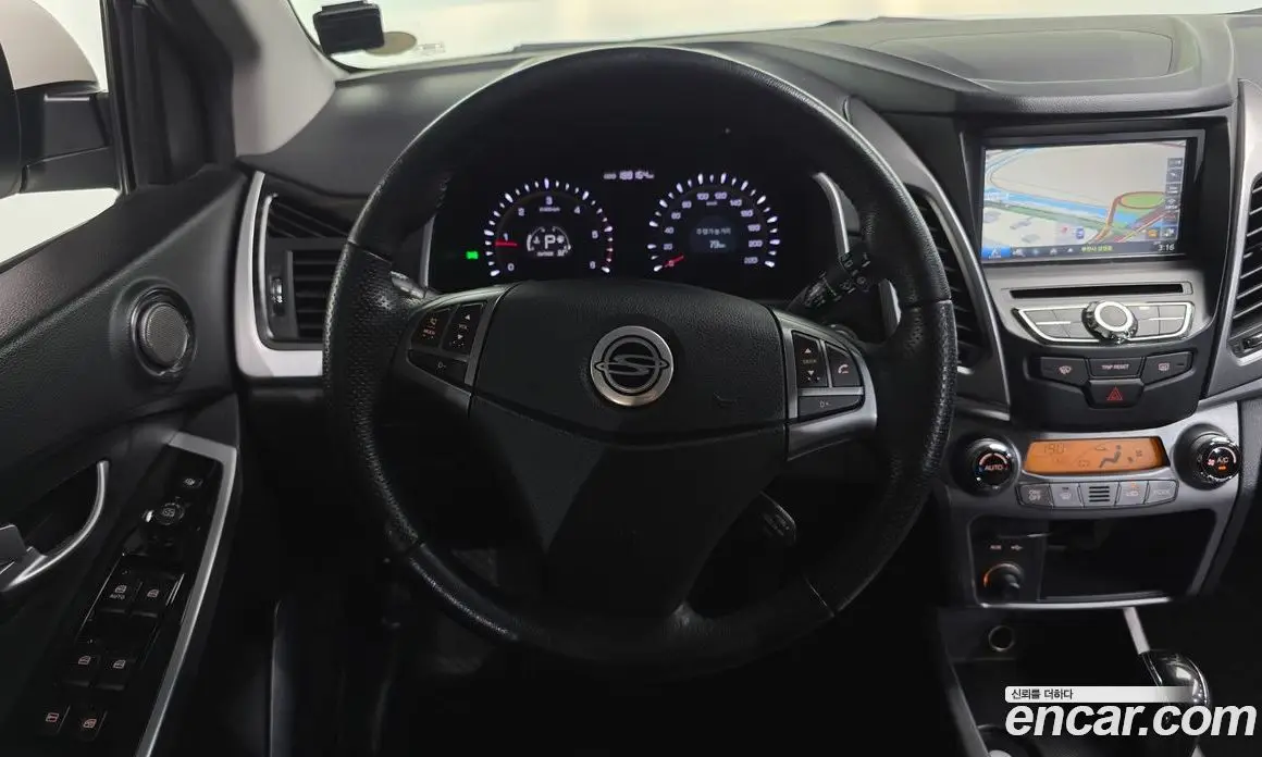 SsangYong Korando 2014 2.0 автомат (гидро), фото 14