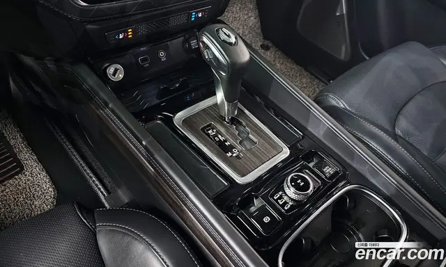SsangYong Rexton 2017 2.2 автомат (гидро), миниатюра 9