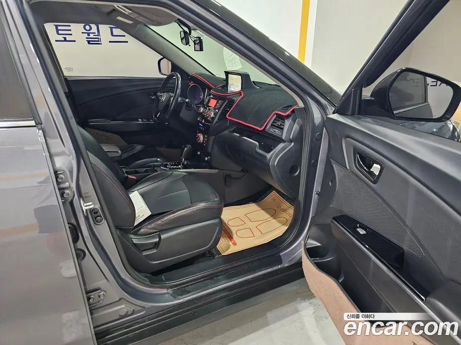 SsangYong TIBOLI 2018 1.6 автомат (гидро), фото 9