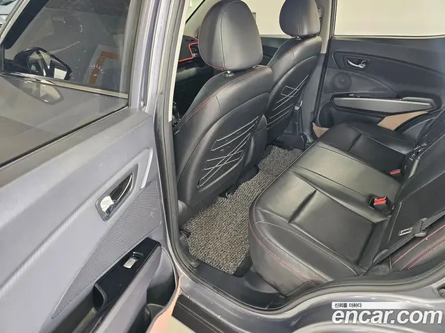 SsangYong TIBOLI 2018 1.6 автомат (гидро), миниатюра 10
