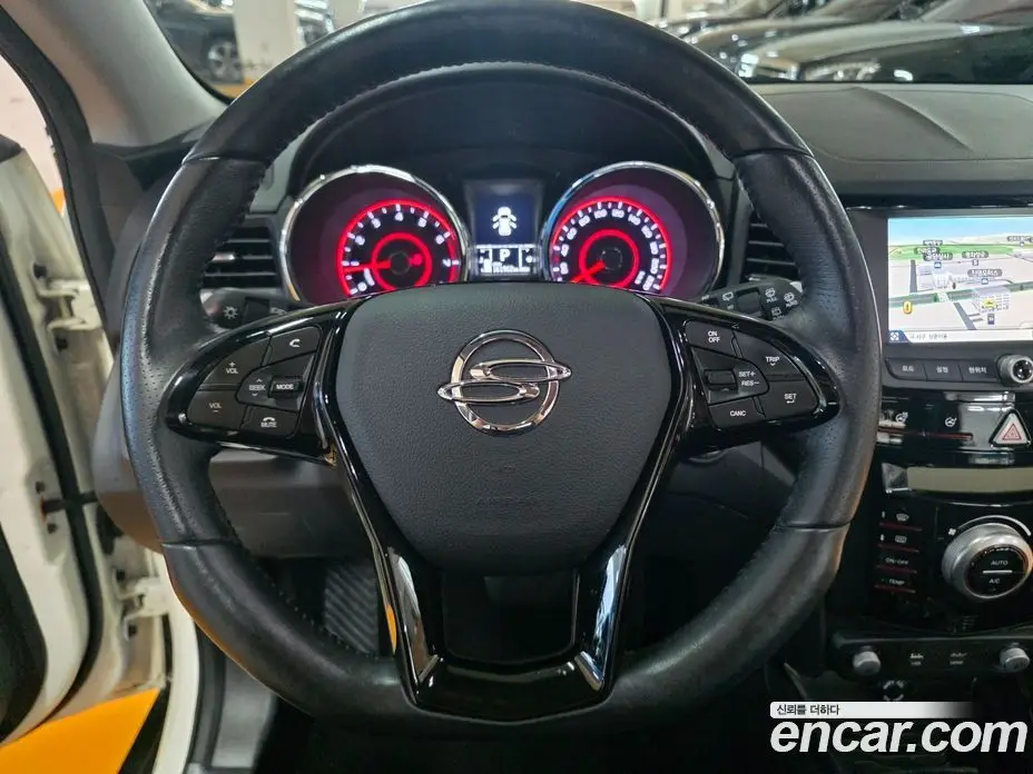 SsangYong TIBOLI 2018 1.6 автомат (гидро), фото 12
