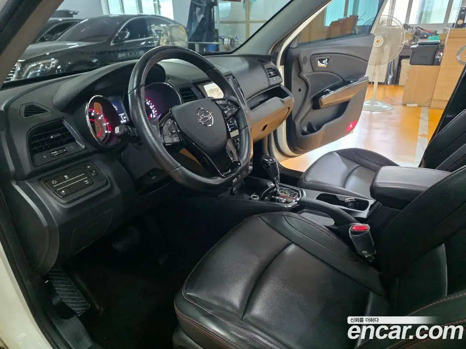 SsangYong TIBOLI 2018 1.6 автомат (гидро), фото 6