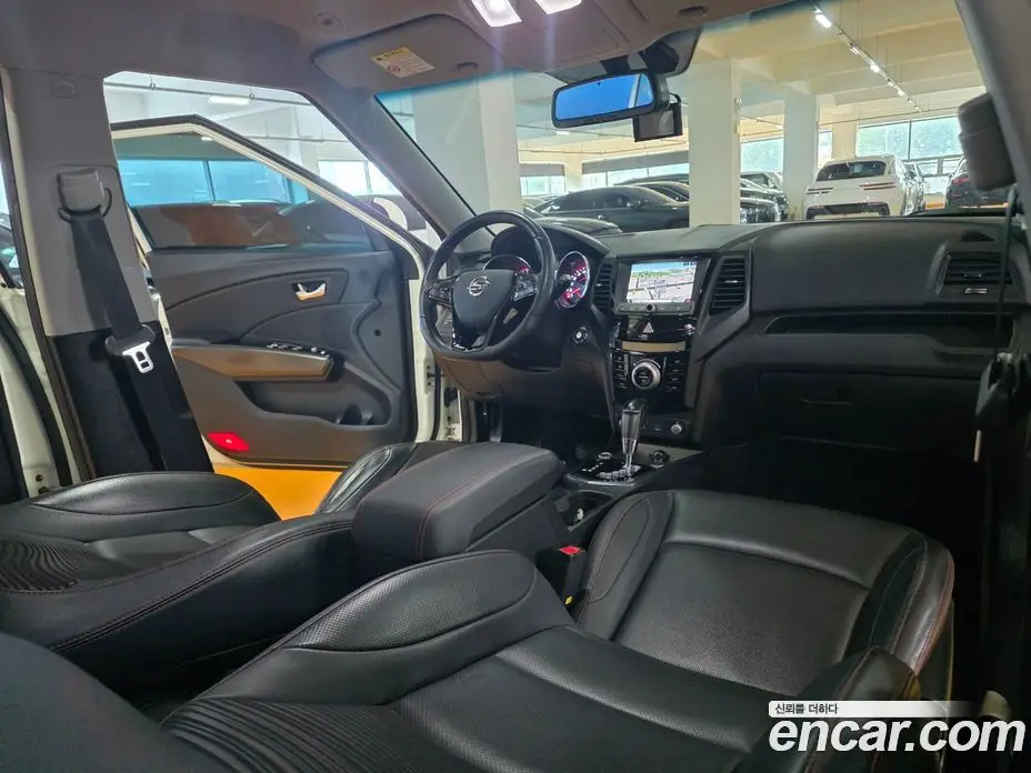 SsangYong TIBOLI 2018 1.6 автомат (гидро), фото 10