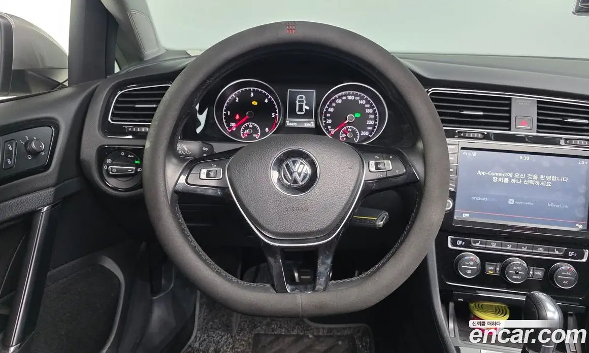 Volkswagen Golf 2015 2.0 автомат (гидро), фото 13 Volkswagen Golf 2015 2.0 автомат (гидро), фото 13
