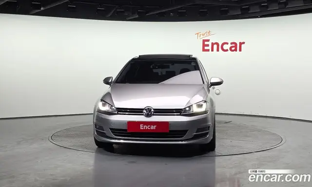 Volkswagen Golf 2015 2.0 автомат (гидро), миниатюра 3 Volkswagen Golf 2015 2.0 автомат (гидро), миниатюра 3