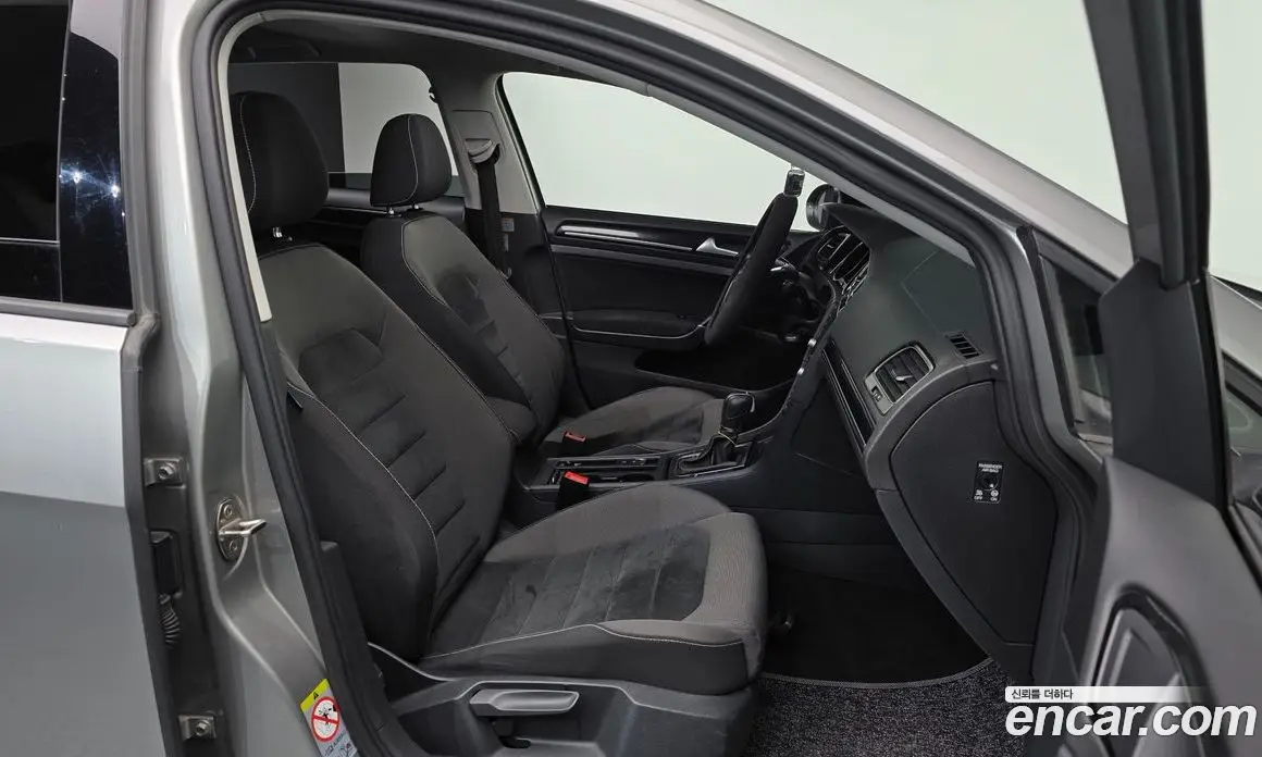 Volkswagen Golf 2015 2.0 автомат (гидро), фото 10 Volkswagen Golf 2015 2.0 автомат (гидро), фото 10