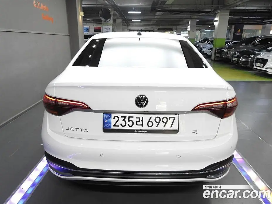Volkswagen Jetta 2023 1.5 автомат (гидро), фото 4