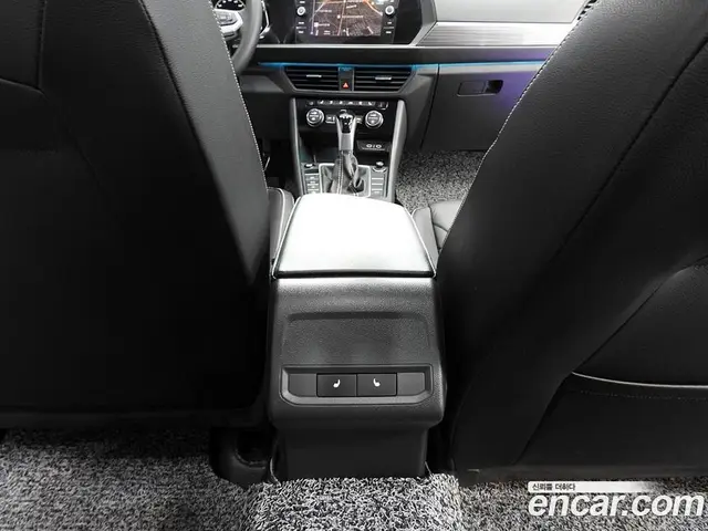 Volkswagen Jetta 2023 1.5 автомат (гидро), миниатюра 8