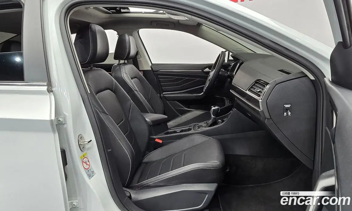 Volkswagen Jetta 2023 1.5 автомат (гидро), фото 11