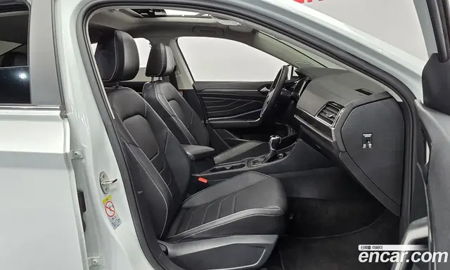 Volkswagen Jetta 2023 1.5 автомат (гидро), миниатюра 11