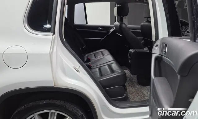 Volkswagen Tiguan 2014 2.0 автомат (гидро), миниатюра 12