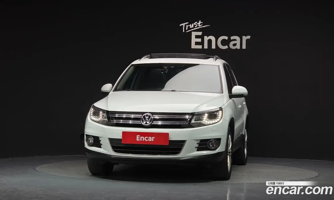 Volkswagen Tiguan 2014 2.0 автомат (гидро), фото 3