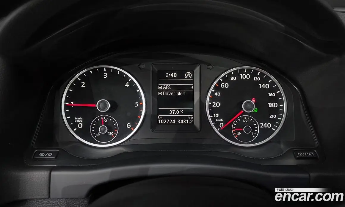 Volkswagen Tiguan 2014 2.0 автомат (гидро), фото 8