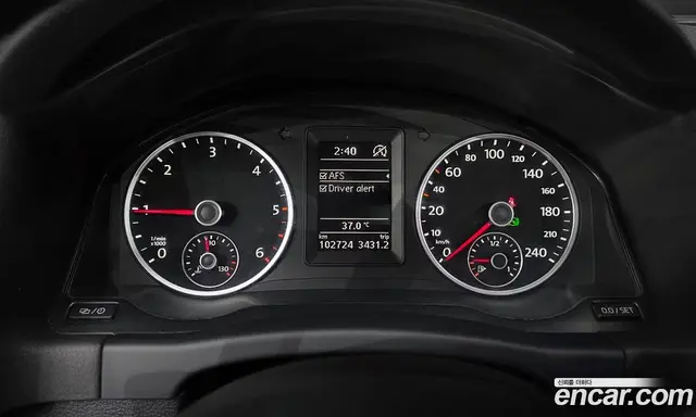 Volkswagen Tiguan 2014 2.0 автомат (гидро), миниатюра 8